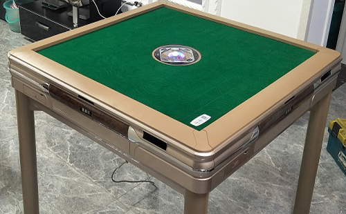 康乐康乐麻将机安装完成